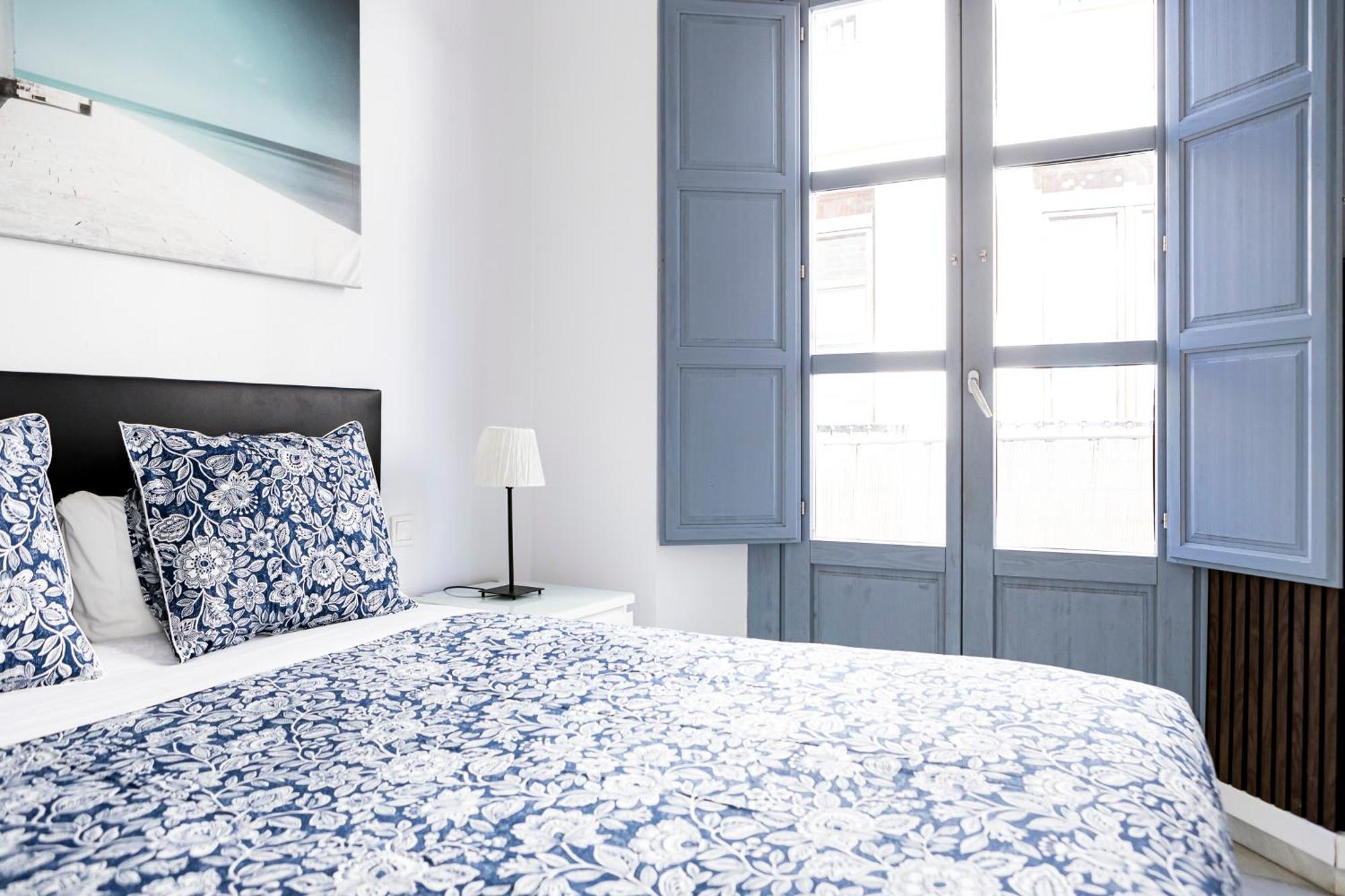 Suites Picasso Malaga Bagian luar foto